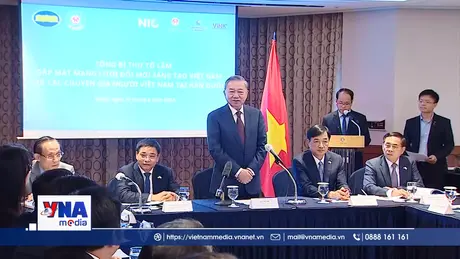 Tổng Bí thư gặp mặt các chuyên gia người Việt Nam tại Hàn Quốc