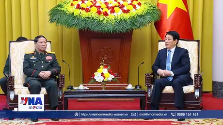 Chủ tịch nước tiếp Chủ nhiệm Tổng cục Chính trị Quân đội nhân dân Lào