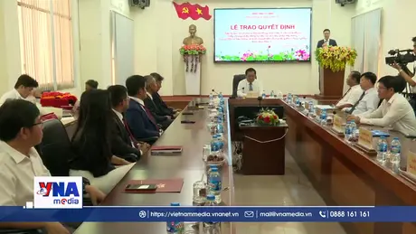 Trao giấy phép Dự án đầu tư xây dựng KCN Bình Hòa Nam 1