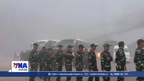 Đón 120 cán bộ, chiến sỹ Quân đội Lào sang tham gia diễu binh, diễu hành