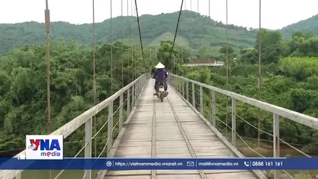 Nguy hiểm rình rập từ những cây cầu treo xuống cấp ở Quảng Trị