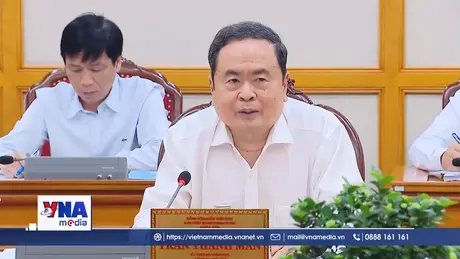 Tổ công tác của Bộ Chính trị làm việc với Khánh Hòa, Nghệ An