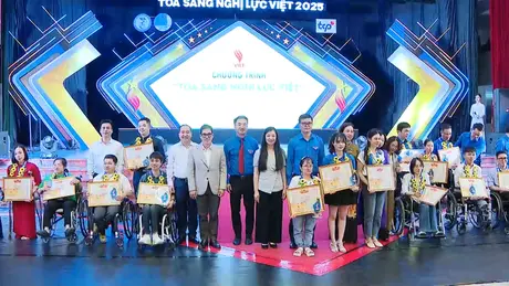 “Tỏa sáng Nghị lực Việt” tôn vinh 25 thanh niên khuyết tật tiêu biểu
