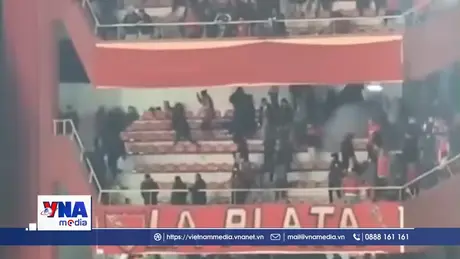 Bạo lực bóng đá nghiêm trọng tại Argentina