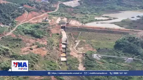 Người dân bị thiệt hại do sạt lở hồ chứa nước ở Lâm Đồng