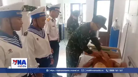 Đảo Trường Sa cấp cứu một ngư dân bị thương