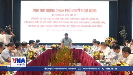 Tháo gỡ khó khăn, thúc đẩy tăng trưởng kinh tế bền vững
