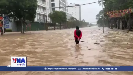 Nhiều nơi ở Nghệ An bị ngập do bão số 5
