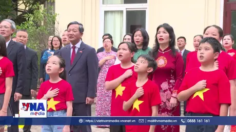 Cộng đồng người Việt tại Lào hướng về Tổ quốc