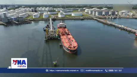 Giá dầu vẫn tăng do lo ngại gián đoạn nguồn cung từ Nga