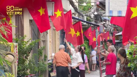 TP. Hồ Chí Minh rực rỡ cờ đỏ sao vàng mừng Quốc khánh