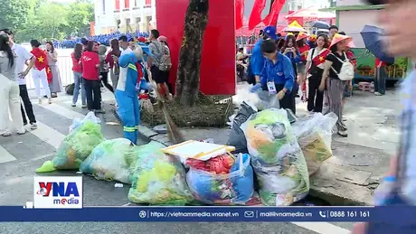 Ý thức đẹp sau diễu binh