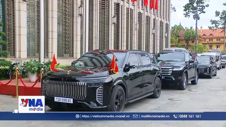 Lạc Hồng 900 LX - SUV điện Việt đưa đón nguyên thủ quốc tế