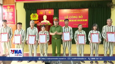 Các trại giam, trại tạm giam tại Hải Phòng trao quyết định đặc xá 