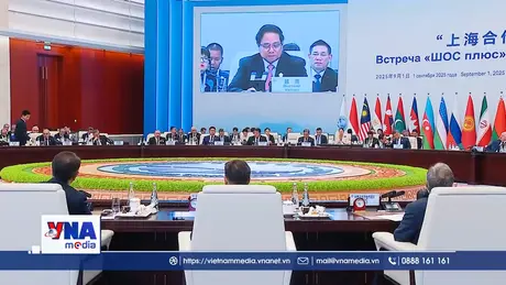 Mở rộng vòng tay, cùng xây tương lai