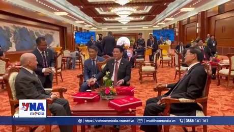 Chủ tịch nước gặp lãnh đạo các nước tại Trung Quốc