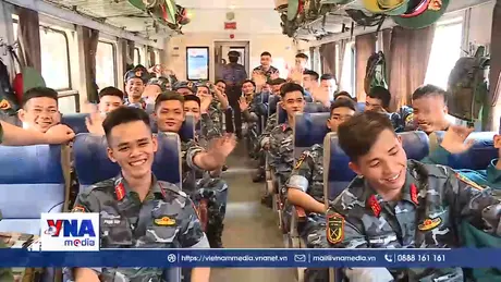 Chia tay các Khối diễu binh trở về đơn vị