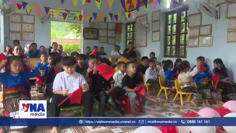 Rộn ràng không khí khai giảng năm học mới tại Thanh Hóa