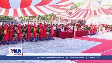 Tưng bừng khai giảng năm học mới