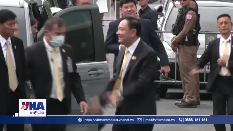 Cựu Thủ tướng Thaksin bị yêu cầu quay lại thụ án 1 năm tù