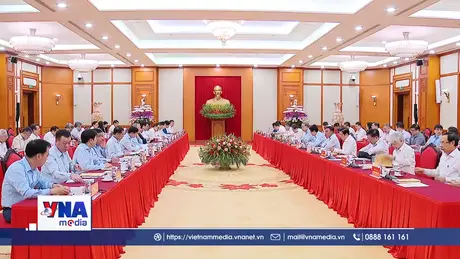 Bộ Chính trị làm việc với Ban Thường vụ Đảng ủy Chính phủ