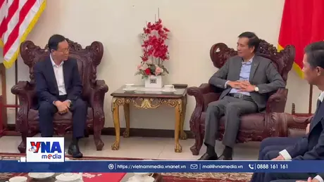 Tình đoàn kết Việt Nam - Lào là đặc biệt trên thế giới