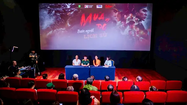 Tọa đàm ‘Mưa đỏ – Bước ngoặt lịch sử’: Bộ phim chiến tranh Việt tạo nên hiện tượng văn hóa và đối thoại giữa các thế hệ