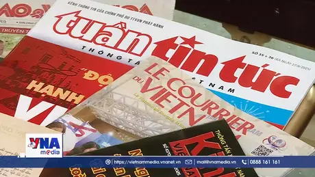Hàng nghìn tờ báo đặc sắc có mặt chuyến tàu ”Hà Nội 5 cửa ô”