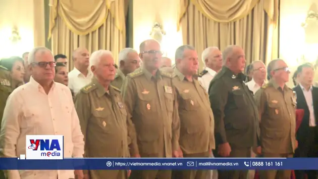 Bạn bè quốc tế ngưỡng mộ những thành tựu của Việt Nam