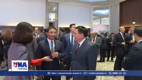 Bạn bè Anh ấn tượng với sự chuyển mình của Việt Nam