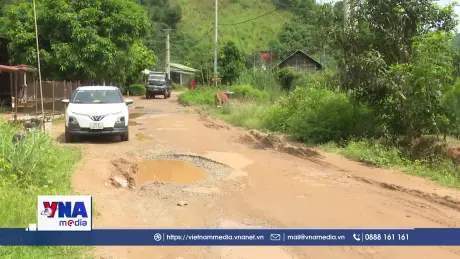 Đường DH85 hư hỏng nghiêm trọng