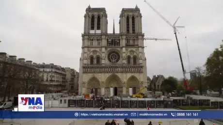Tháp đôi của Nhà thờ Đức Bà Paris mở cửa trở lại