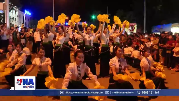 Đặc sắc đêm Lễ hội đường phố ở Điện Biên