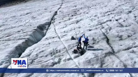 Sông băng tan nhanh chưa từng thấy ở Thụy Sĩ