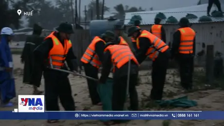 Huế khẩn trương di dời người dân ven biển để tránh bão