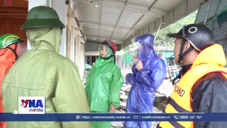 Khẩn trương khắc phục hậu quả bão số 10 tại các địa phương ven biển