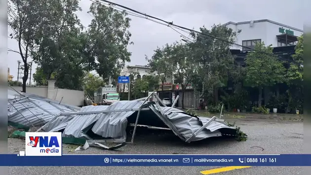 Bão số 10 gây thiệt hại nặng nề tại Hà Tĩnh