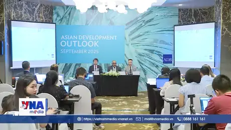 ADB nâng mức dự báo tăng trưởng kinh tế Việt Nam lên 6,7%