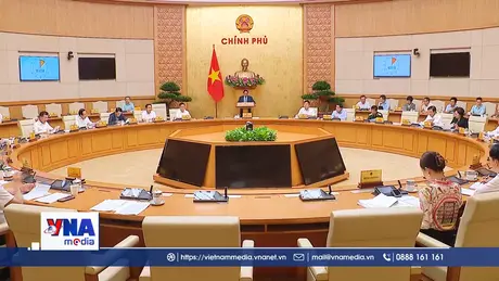 Nhân dân còn phàn nàn, Chính phủ còn gian nan giải quyết