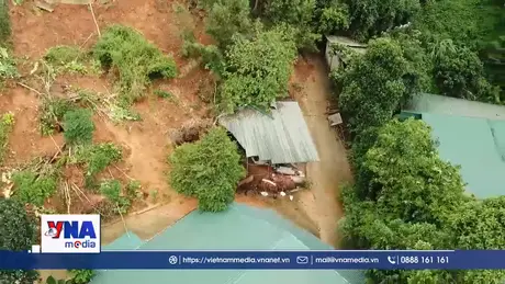 Hiểm họa sạt lở rình rập và cuộc đua giải cứu người dân vùng thiên tai