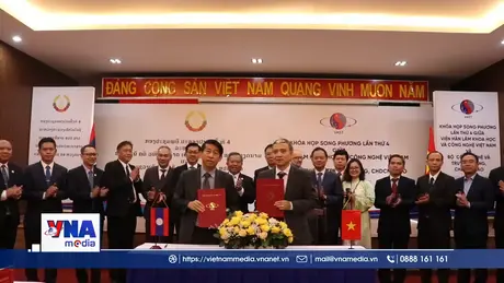 Việt Nam và Lào hợp tác phát triển khoa học công nghệ