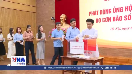 Lễ phát động ủng hộ đồng bào bị thiệt hại do cơn bão số 10
