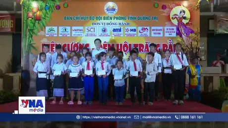 Ấm áp Chương trình “Biên cương – Đêm hội trăng rằm” Việt Nam - Lào