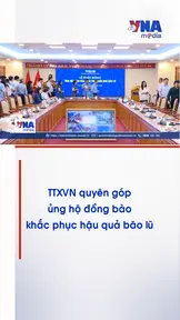 TTXVN quyên góp ủng hộ đồng bào khắc phục hậu quả bão lũ