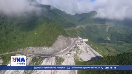 Phú Thọ khẩn trương ngăn chặn đá rơi trên đèo Thung Khe