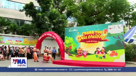 “Trung thu yêu thương” gõ cửa bệnh viện
