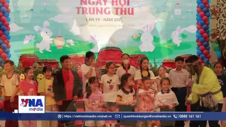 Ngày hội Trung thu cho thiếu nhi có hoàn cảnh khó khăn, mồ côi do COVID-19