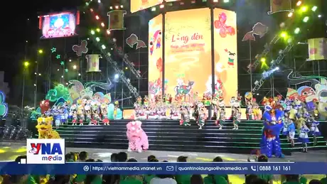Đêm hội Trăng rằm “Lồng đèn thắp sáng ước mơ” tại Thái Nguyên