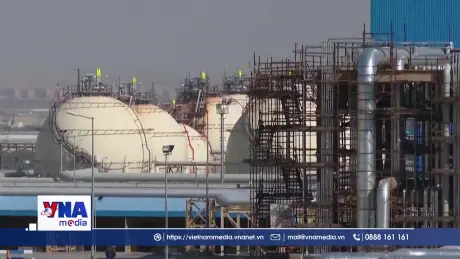 OPEC+ nhất trí tiếp tục tăng sản lượng dầu