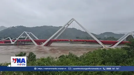 Lào Cai khẩn trương di dời người dân đến nơi an toàn